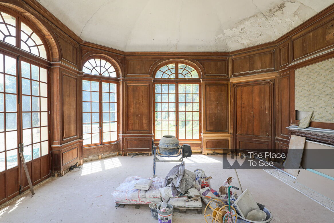 Salon