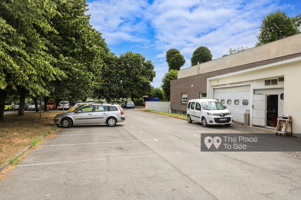 Parking Exterieur