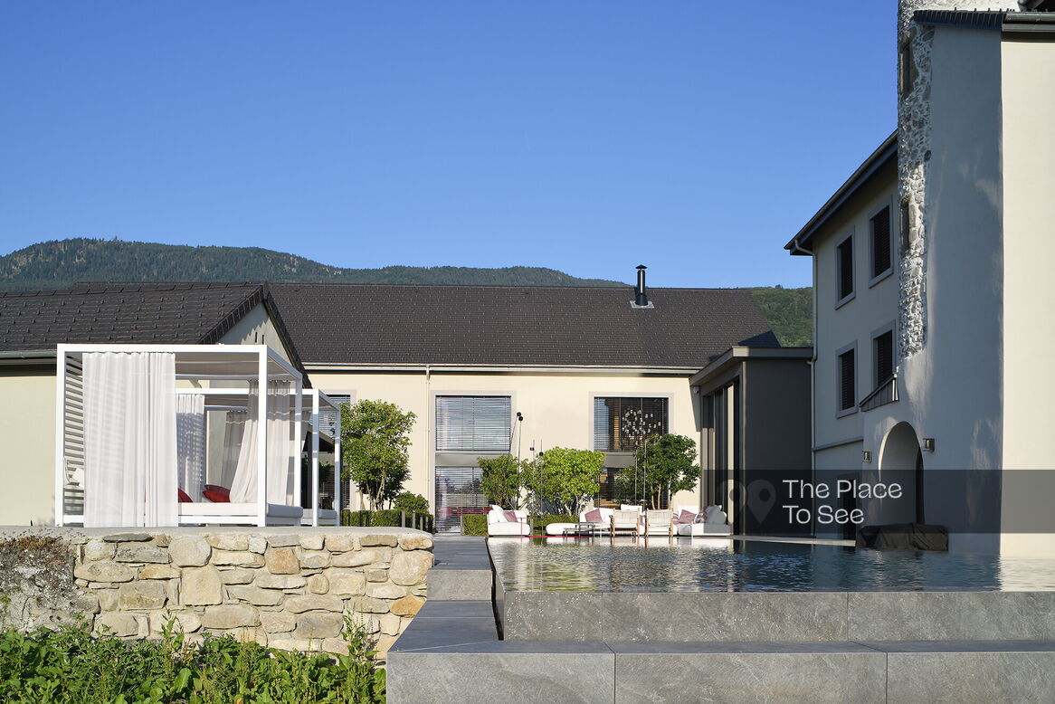 Façade