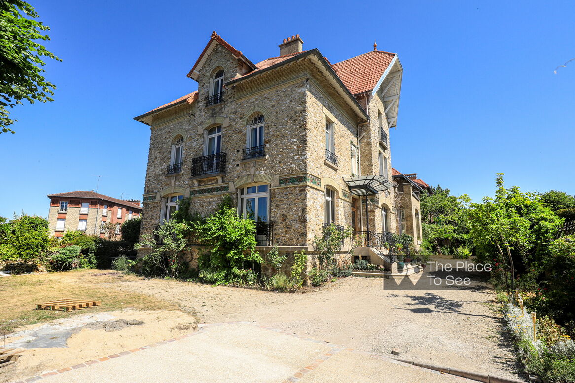 Façade