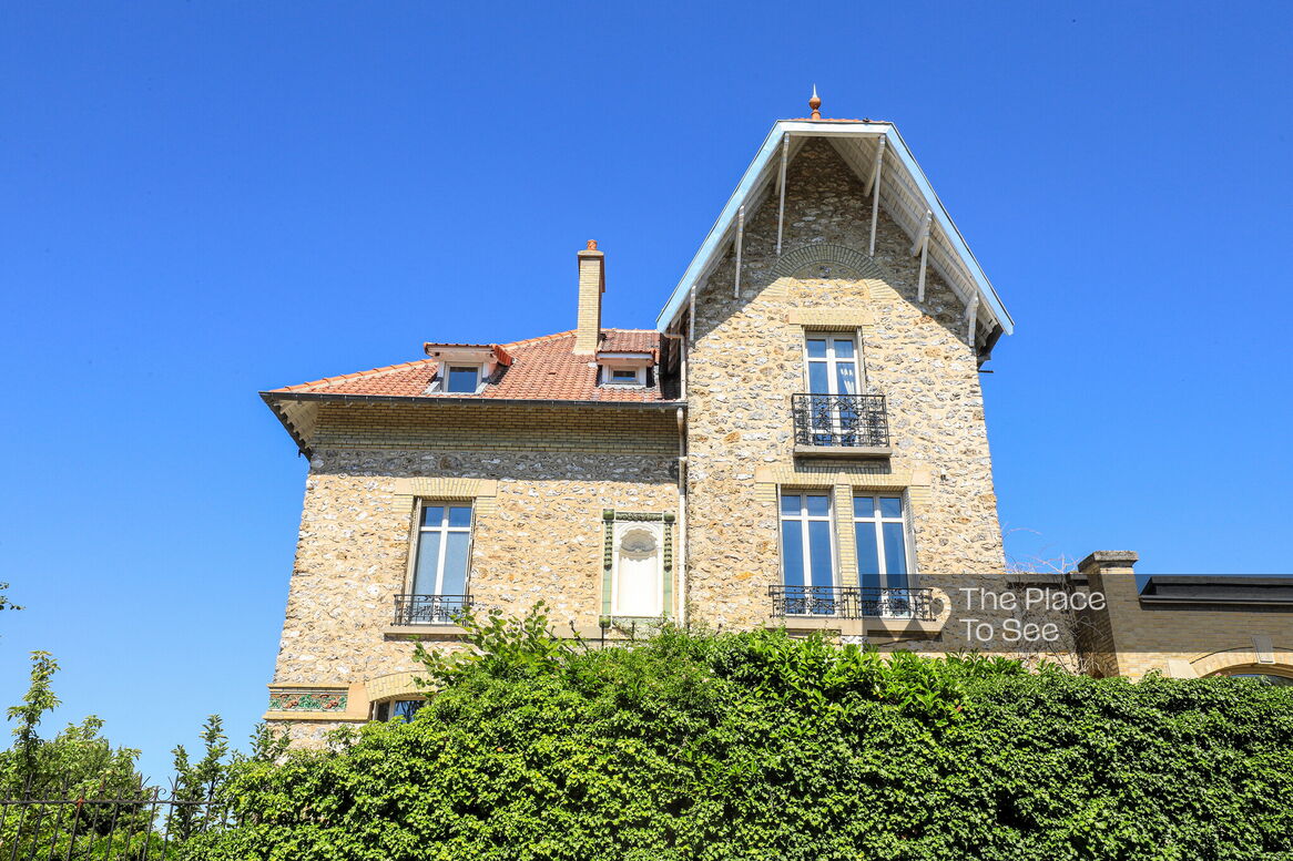 Façade