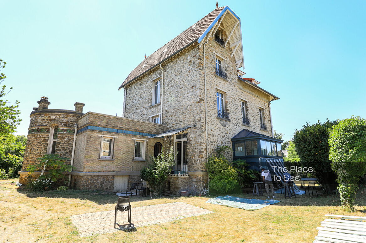 Façade