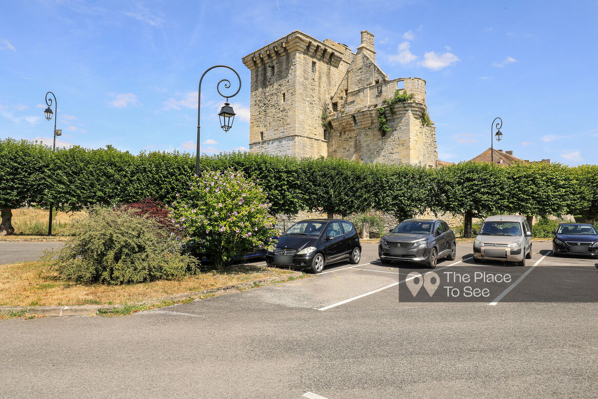 Parking Exterieur