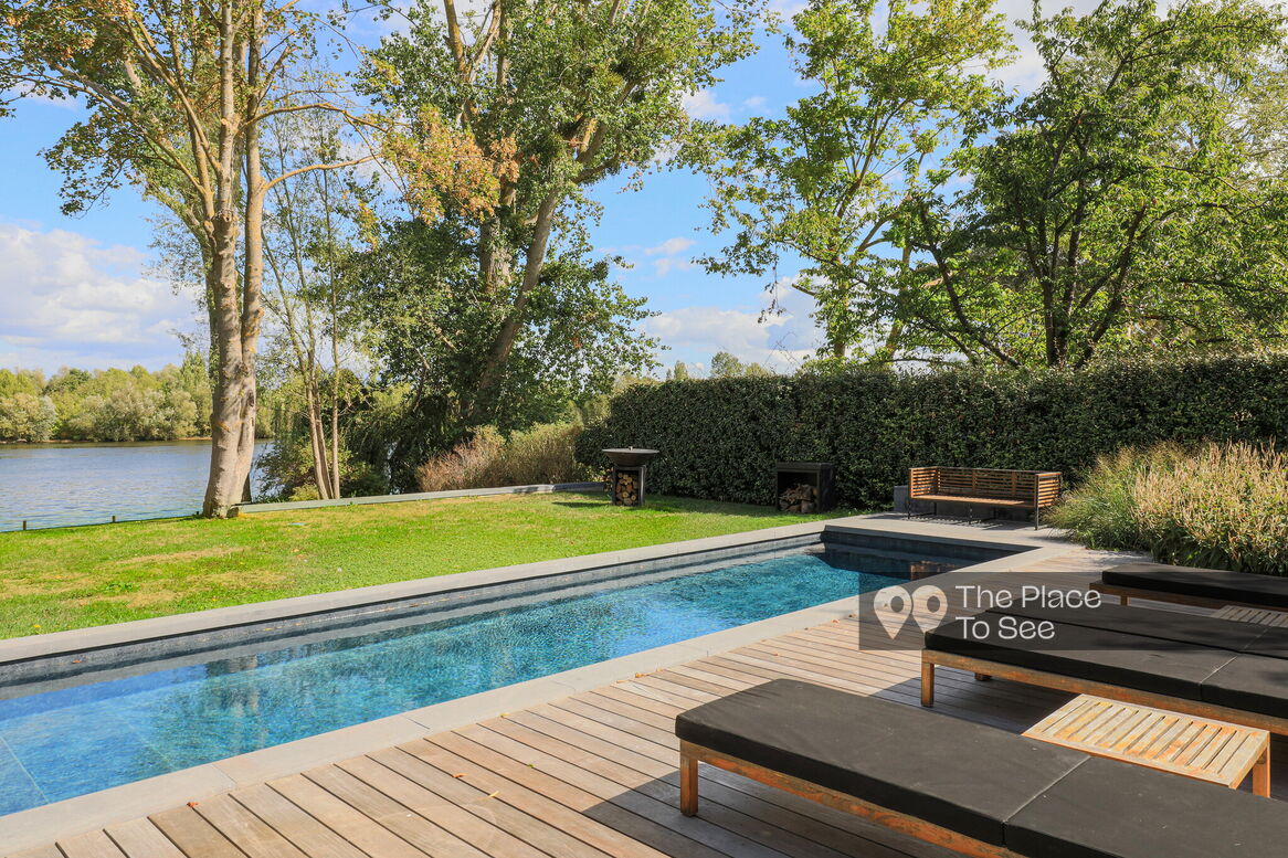 Piscine extérieure