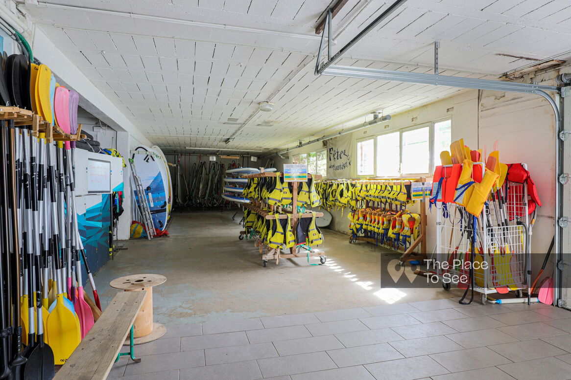 Hangar