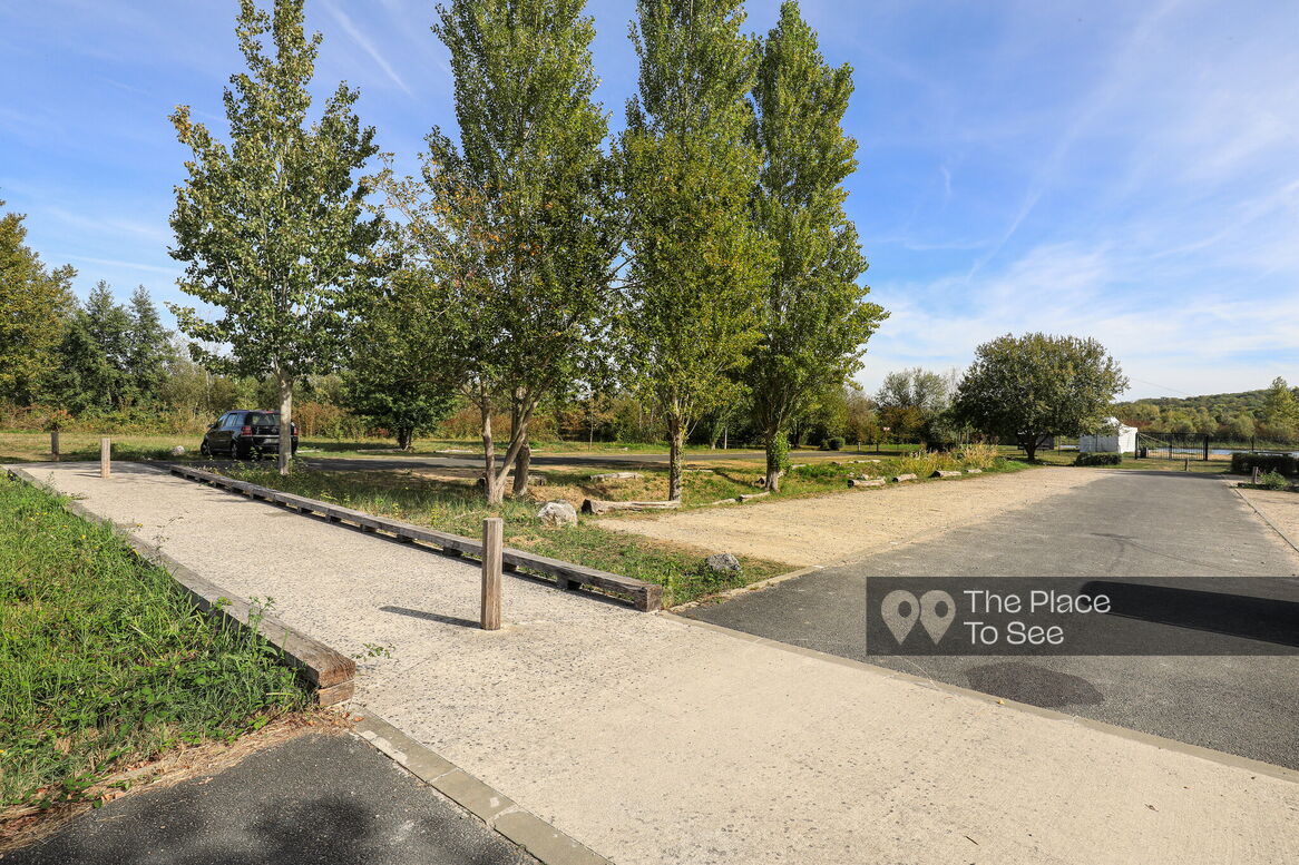Parking Exterieur