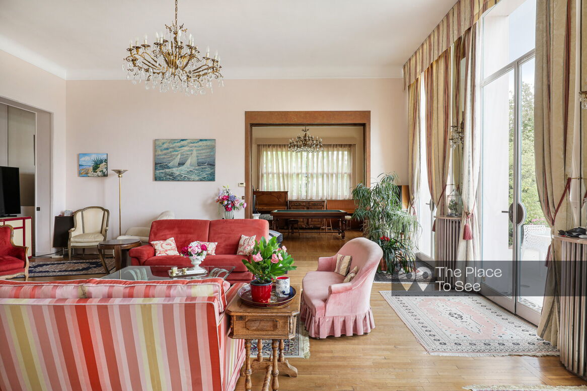 Salon