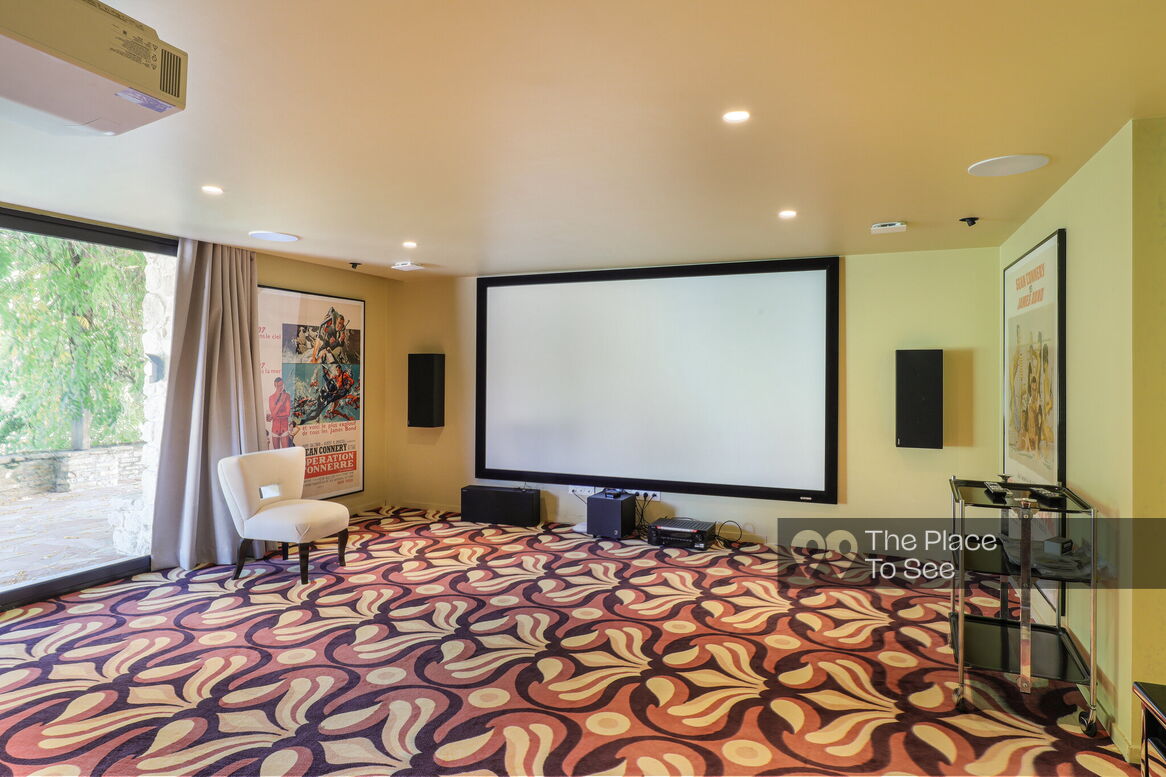 Home Cinema
