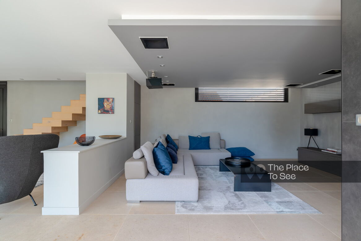 Home Cinema