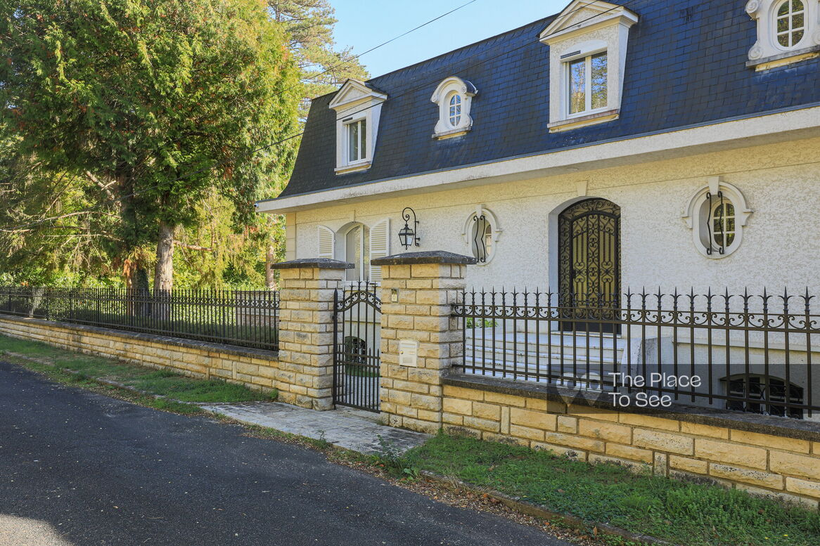 Façade