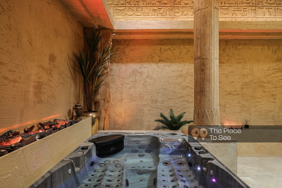 Jacuzzi