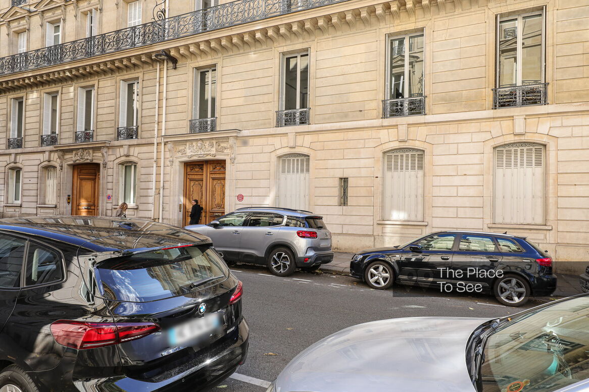 Façade