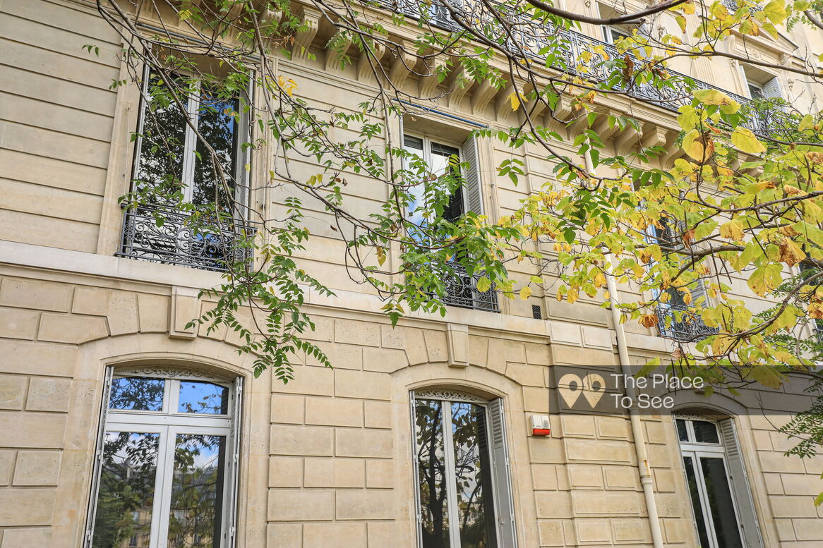 Façade