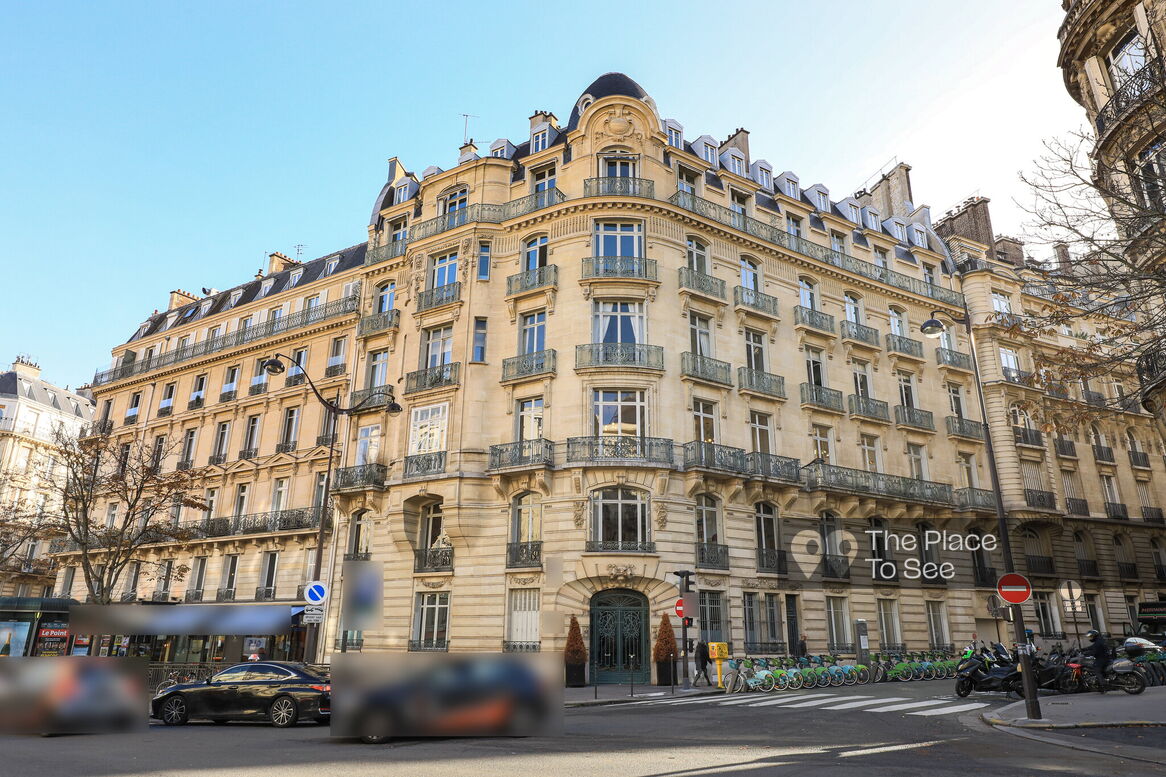 Façade