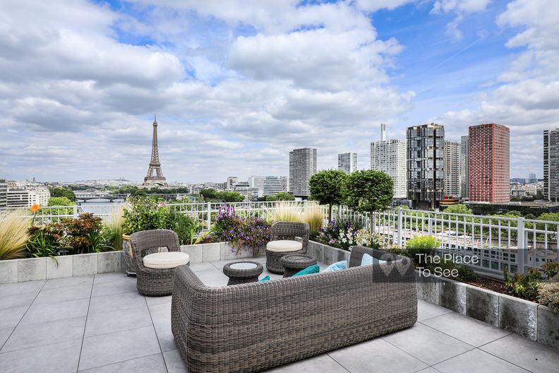 Duplex avec Rooftop vue Tour Eiffel et tours de Beaugrenelle