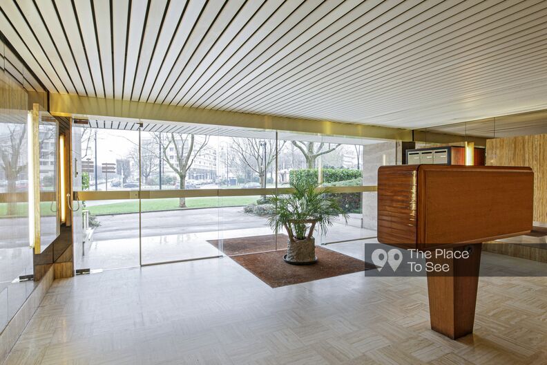 70's residence common areas