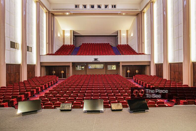 Classic hotel particulier and Art Deco theater