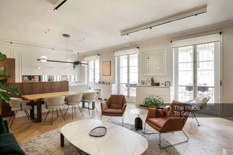 Haussmannian apartment renovated by an interior architect