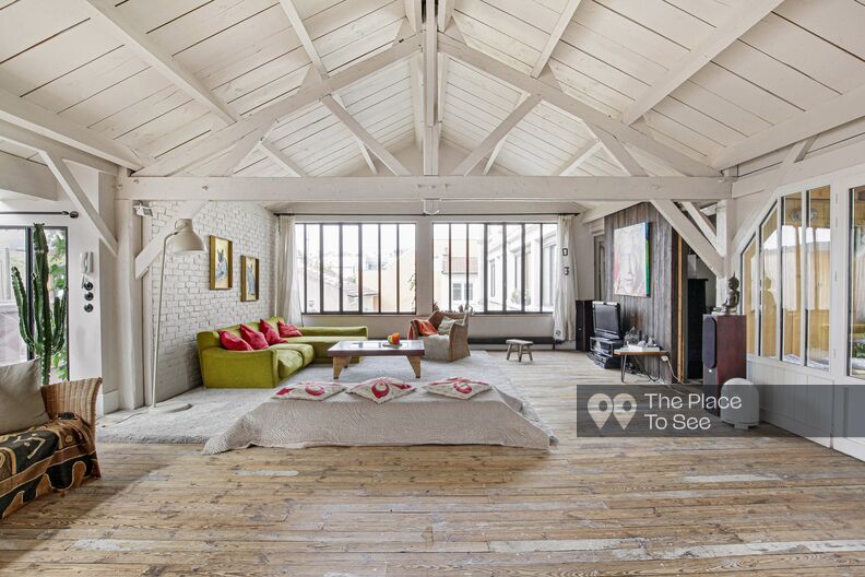 Scandinavian and bohemian stye loft with a patio