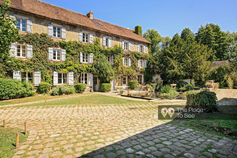 Maison de campagne en bord de rivière 