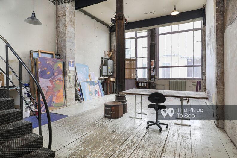 Atelier d'artiste défraichi et patiné