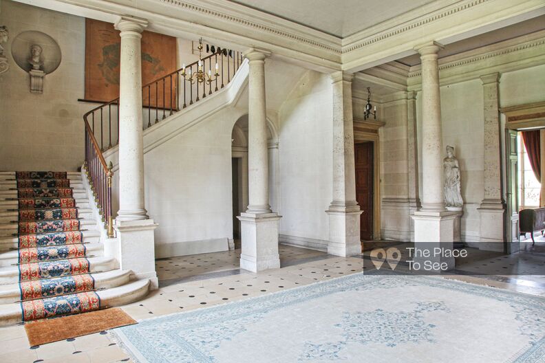 Lush 19th Century castle in its original condition