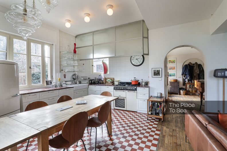 Red-brick house with painter studio