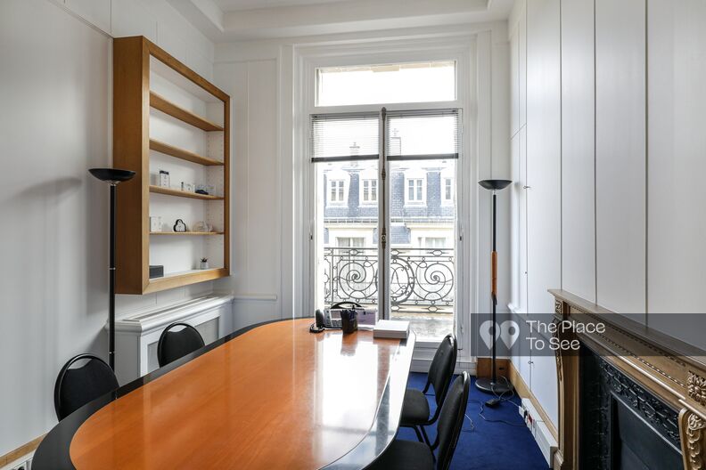 Board room and offices in Haussmannian style