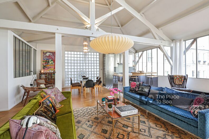 Colorful loft and elegant decoration 