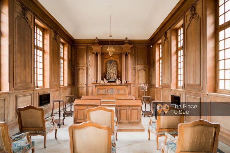 High-class 17th Century castle