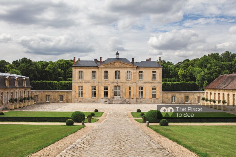 High-class 17th Century castle