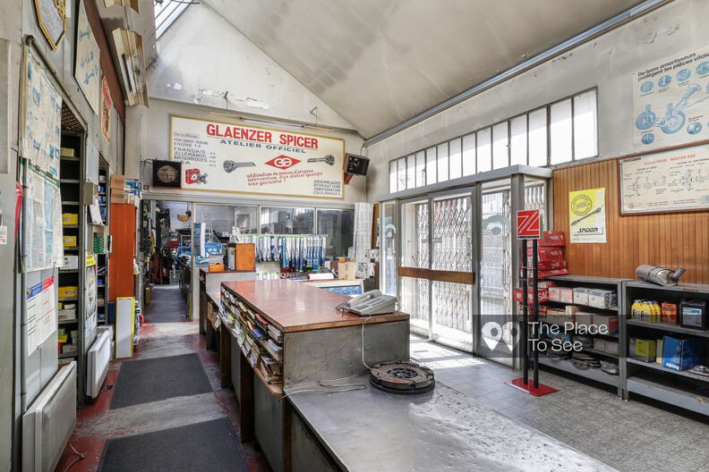 Car parts shop and workshop