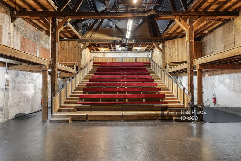 Theater and restaurant in a former factory
