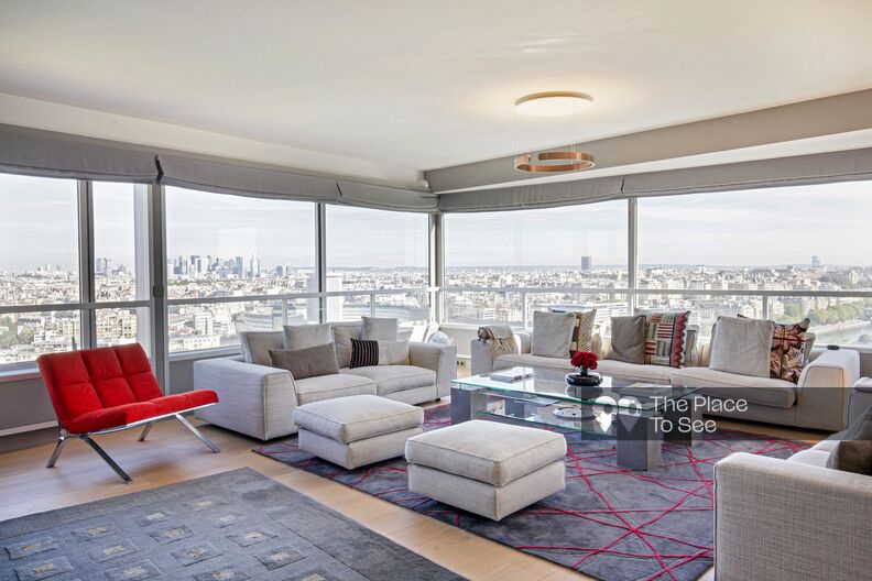Appartement luxueux vue sur la Seine et tour Eiffel
