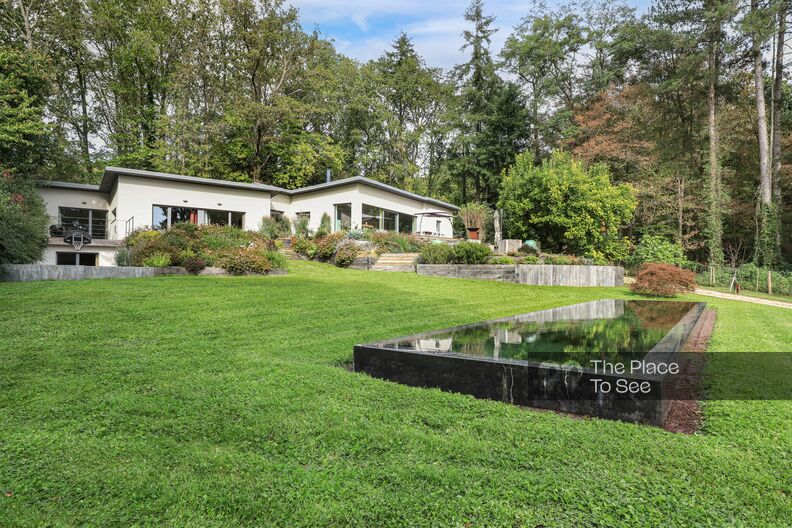 Maison d'architecte des années 60 entièrement rénovée