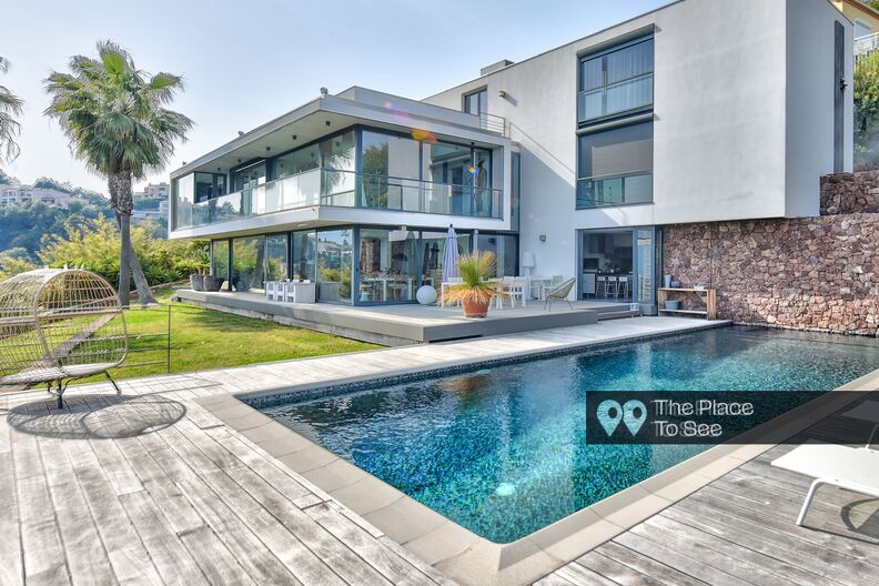 Amazing Californian villa with pool and sea view