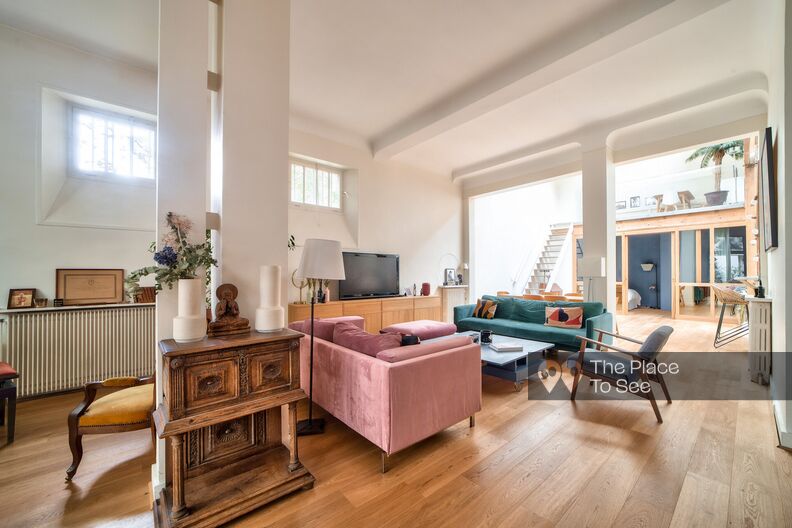Loft sous-verrière situé aux portes de Paris 