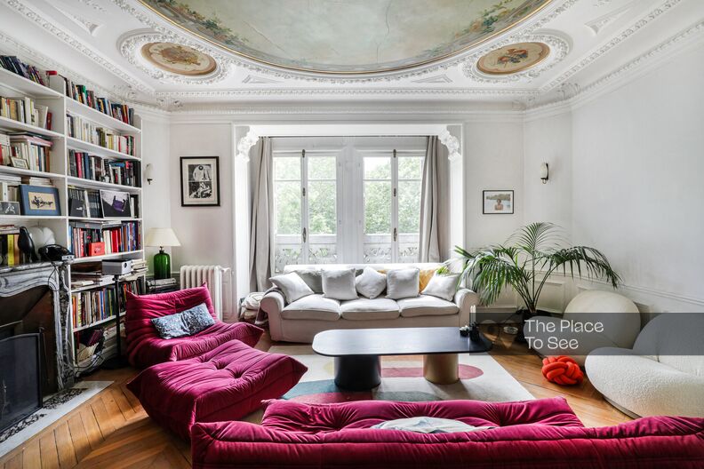 Warm and vintage Parisian apartment