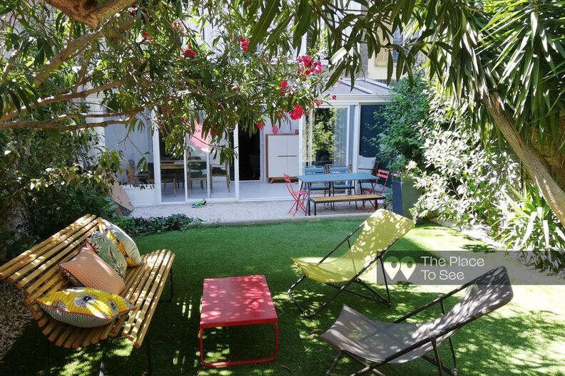 Maison de ville simple avec jardin