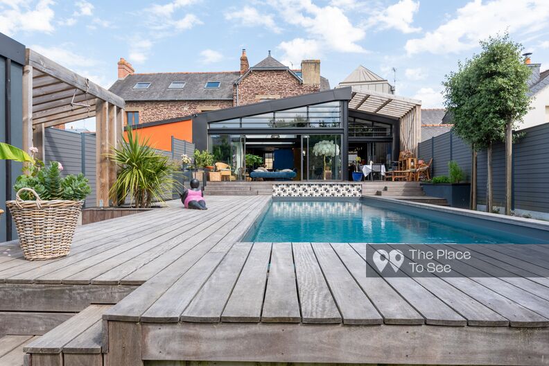 Townhouse with contemporary extension and swimming pool