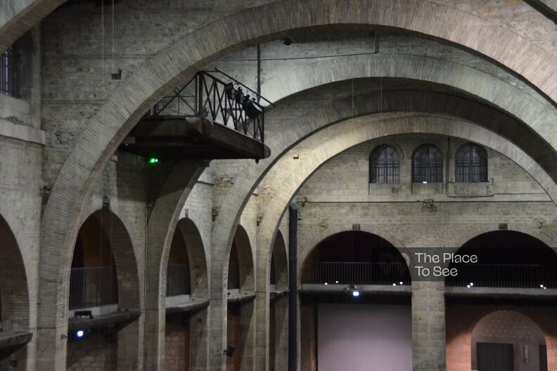 Vaulted reception room