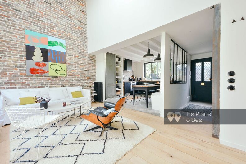 Loft-style townhouse with swimming pool