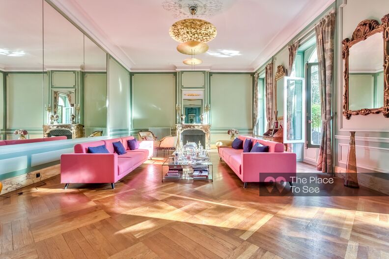 Ancien Hôtel particulier du 19 ème avec son jardin 