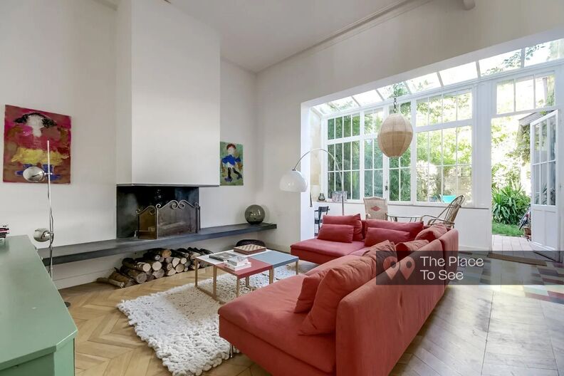 Charming Bohemian Townhouse