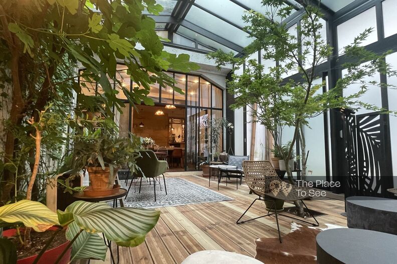 Hôtel particulier ancien rénové dans le centre de Bordeaux