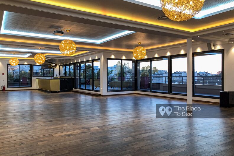 Reception room with rooftop terrace