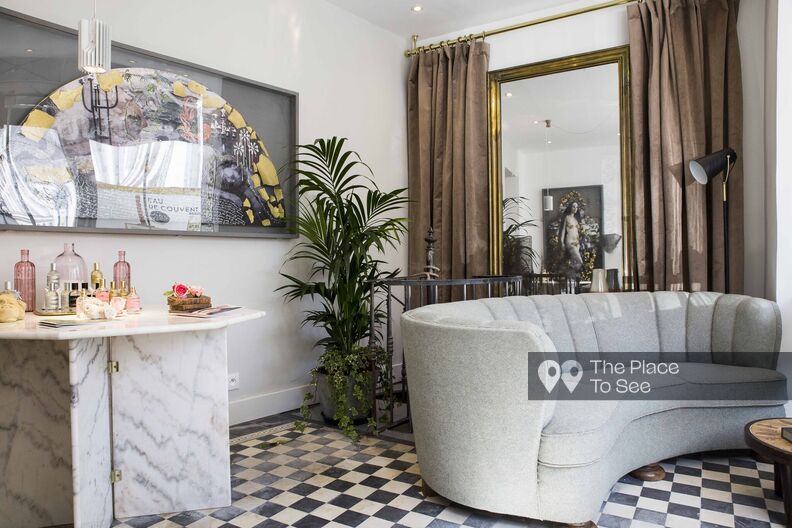Boutique in a boudoir spirit