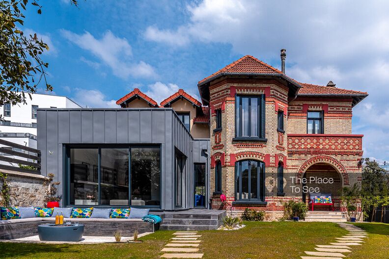 Beautiful brick house with swimming pool and contemporary extension