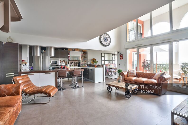 Modern duplex apartment with terrace