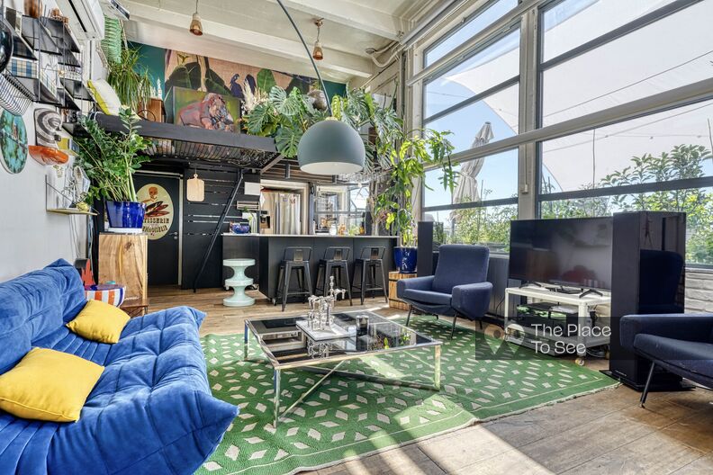 Industrial loft with a large terrace